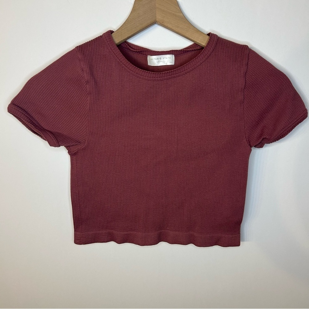 Altar’d State Intimately Ribbed, Fitted, Cropped Short Sleeve Tee, Size M/L